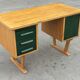 Bureau vintage des années 1960, design de bureau compact