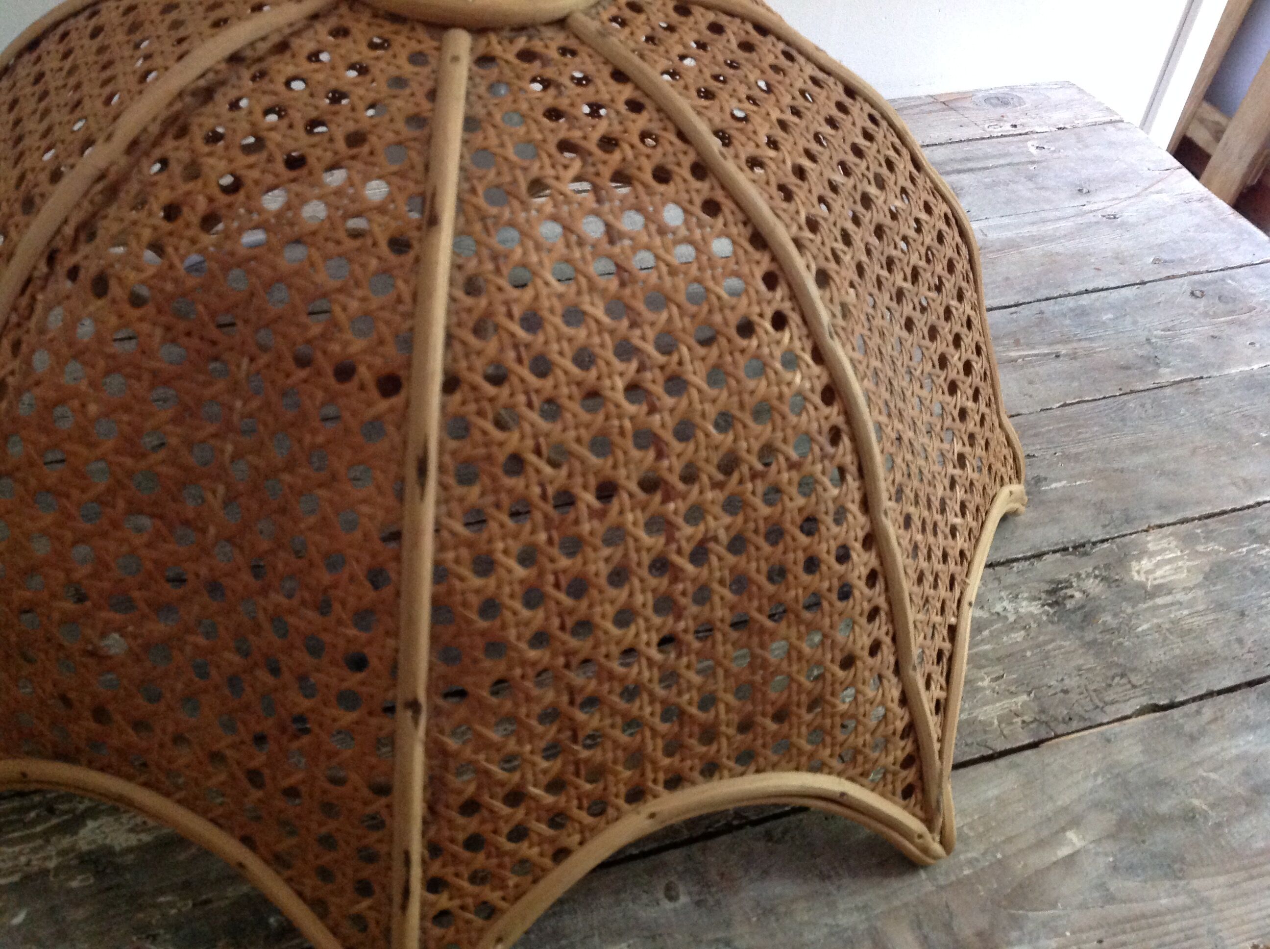 Rattan and caning hanging lamp