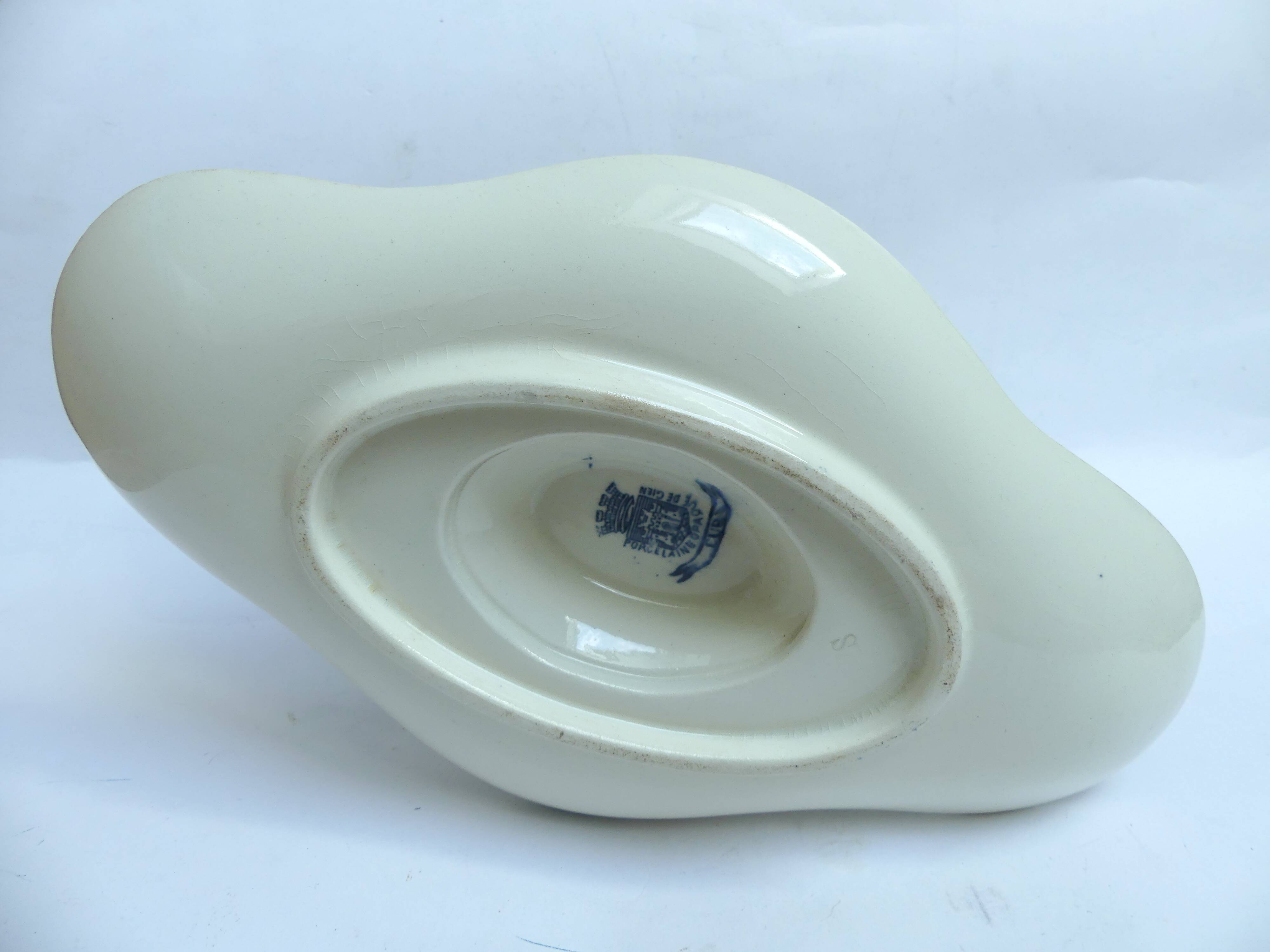 Gien large gravy boat in opaque porcelain