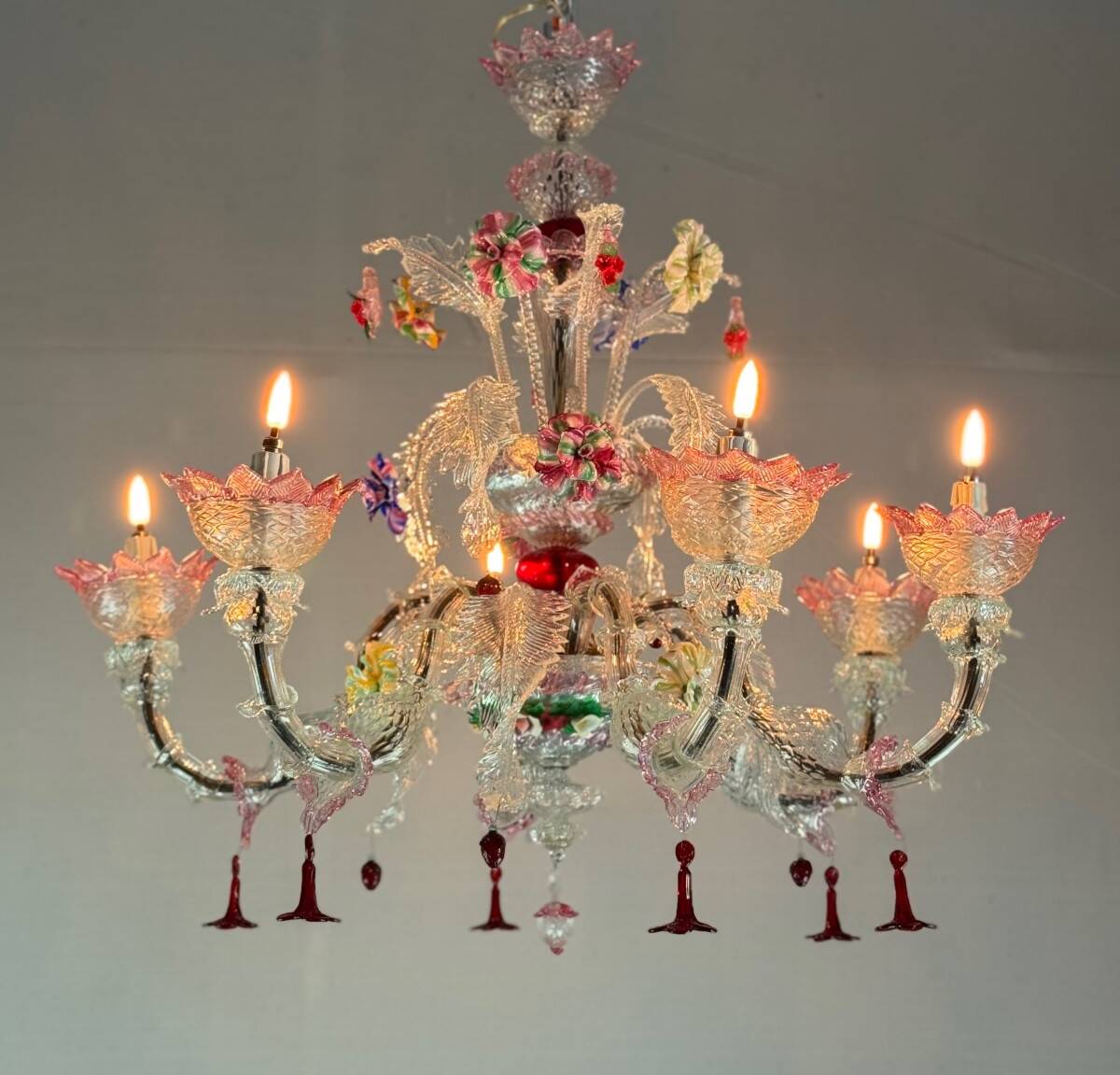 Venetian chandelier in multicolored Murano glass, 6 light arms circa 1920