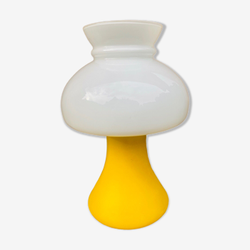 Vintage mushroom table lamp.