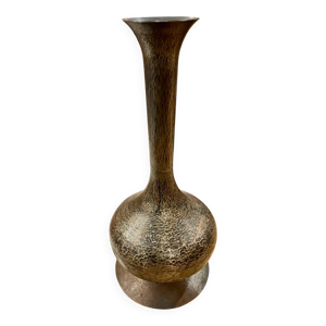 Vase métal martelé