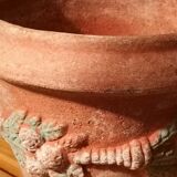 Terracotta pot of Toscanne