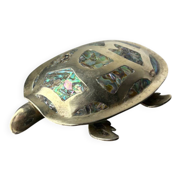 Boîte en forme de tortue en argent alpaga avec coquille d'abalone, Mexique, années 1970
