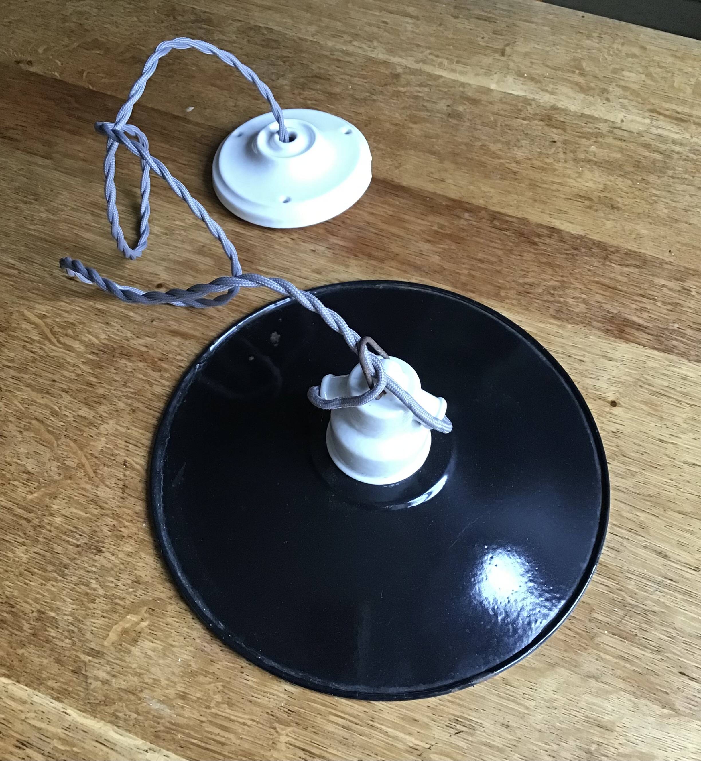 Industrial black enameled sheet metal pendant light