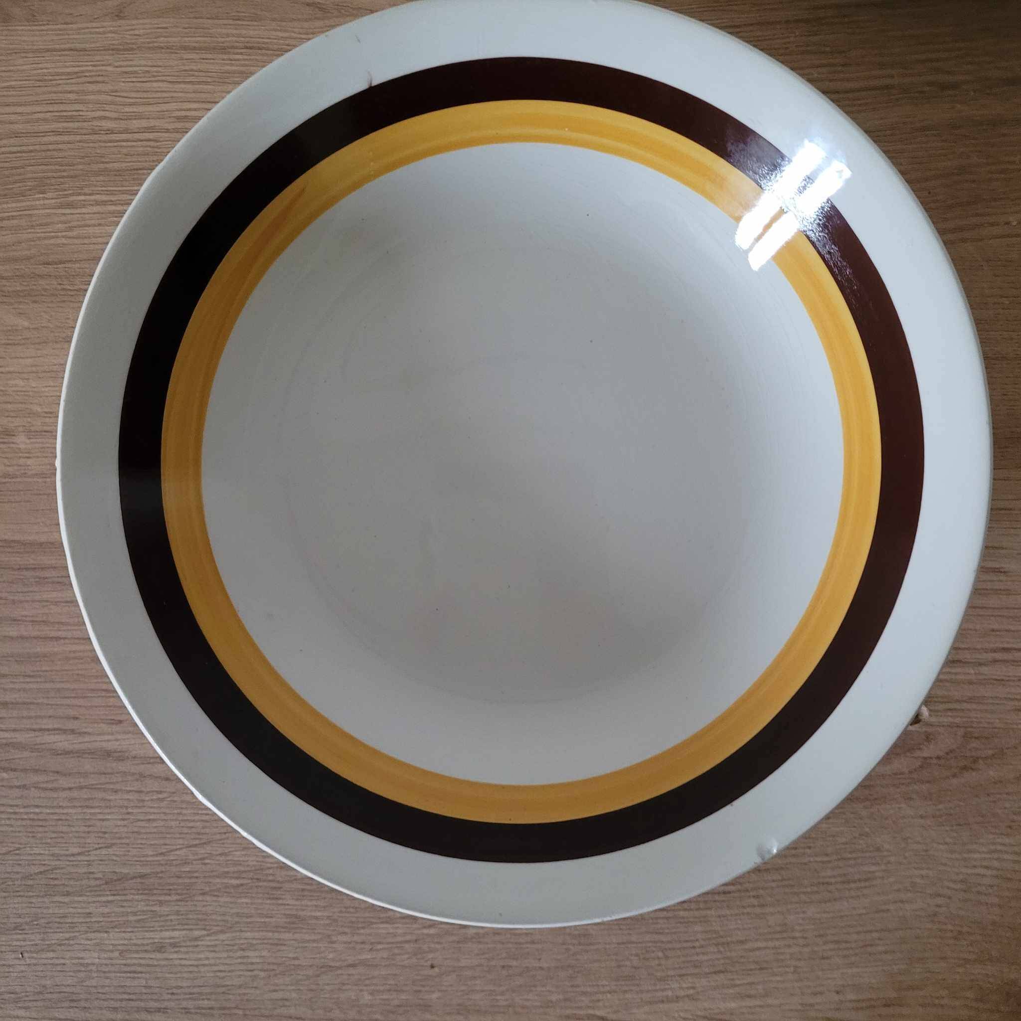 Set of 9 vintage 70s deep plates