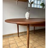 1960s extendable round table
