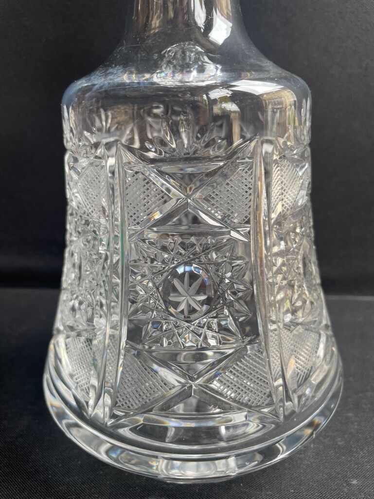 Cut crystal decanter - XXth