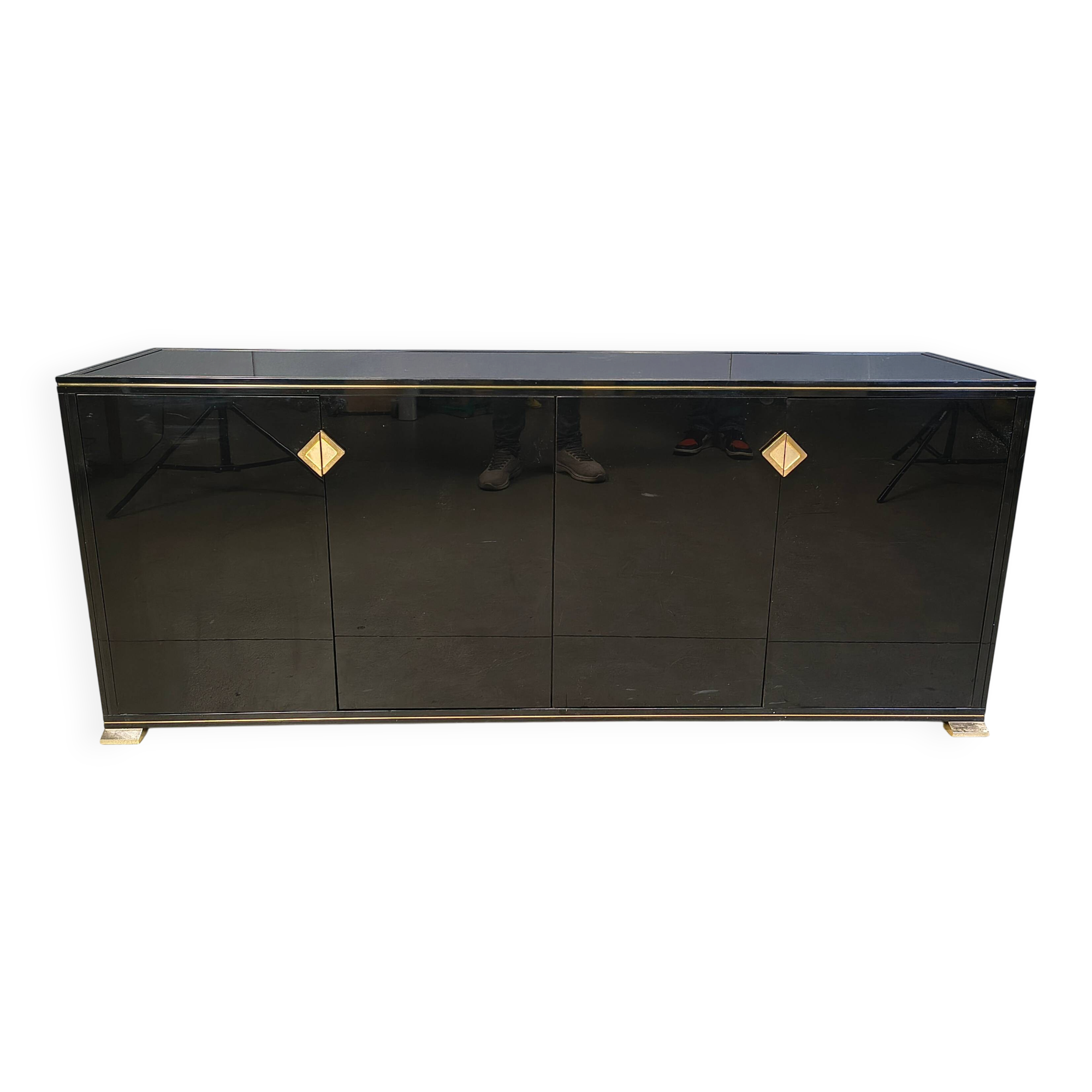 Enfilade en laiton et laque par Pierre Vandel, années 1970