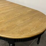 Elegant extendable oak table and black legs, 6/16 covers