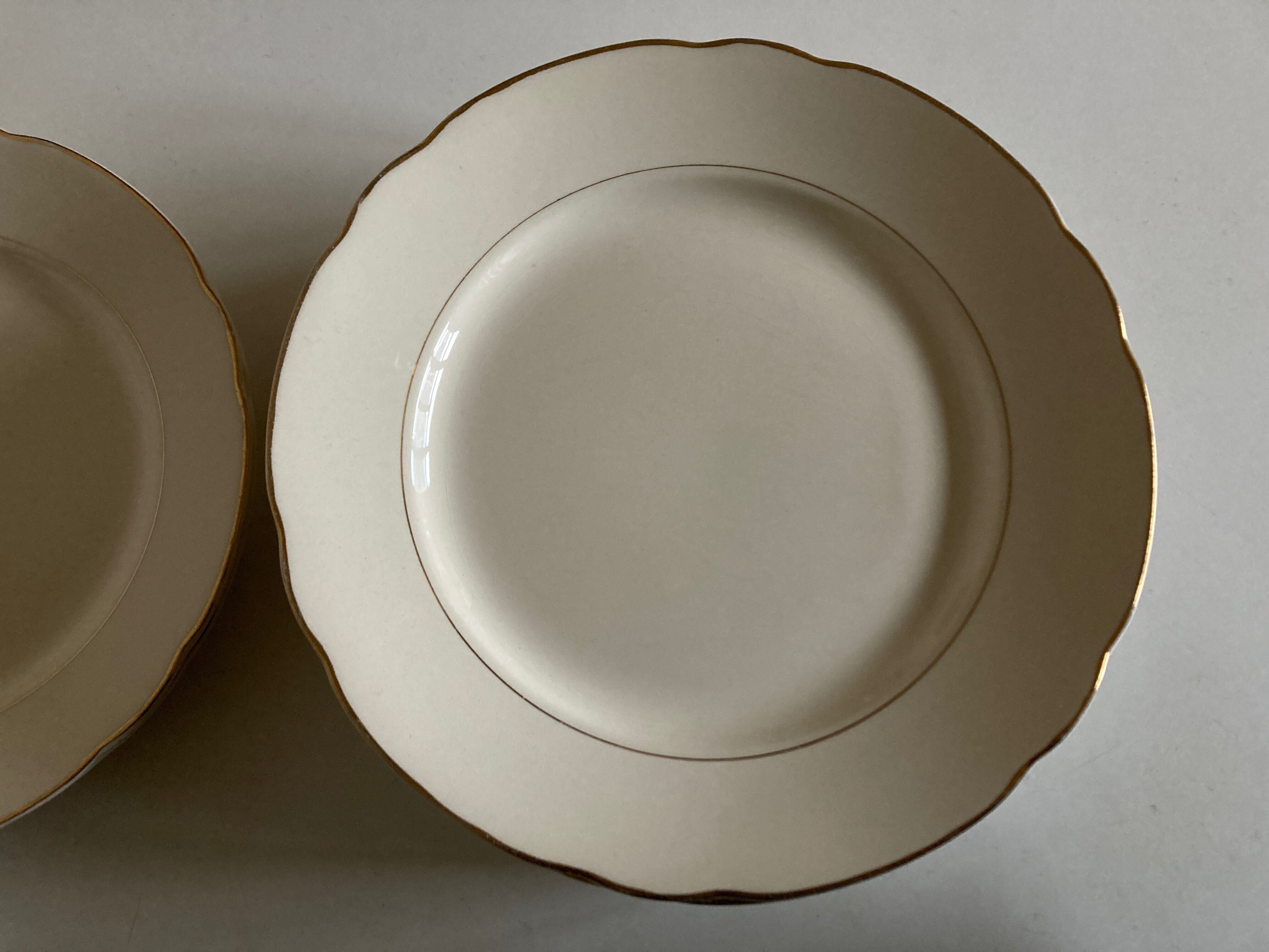 Set of 10 plates 1960 Villeroy & Boch ivory faience with gadroons