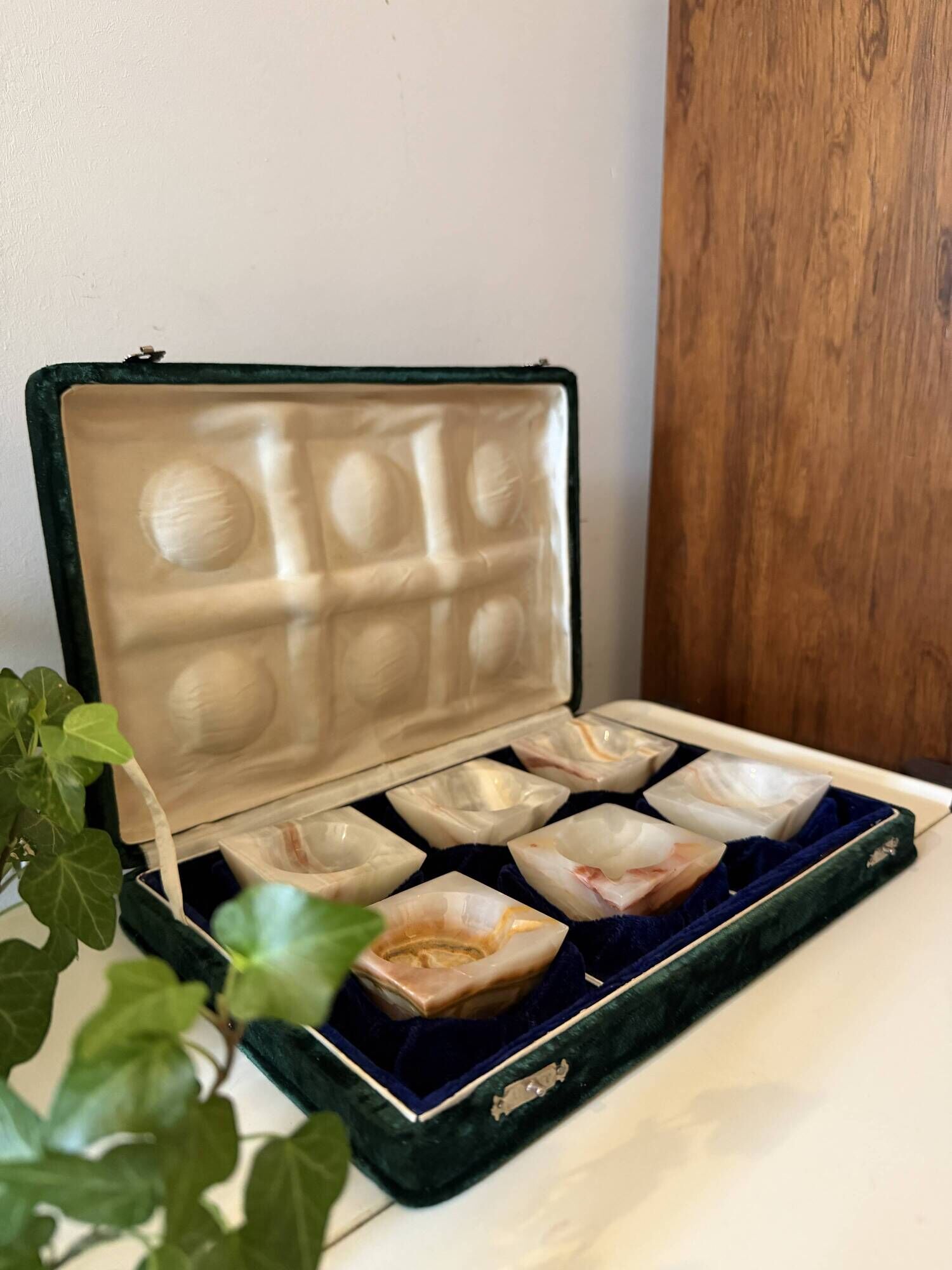 Onyx storage boxes in a velvet box