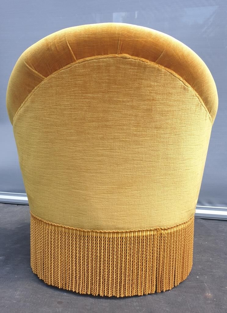 Gold velvet toad armchair