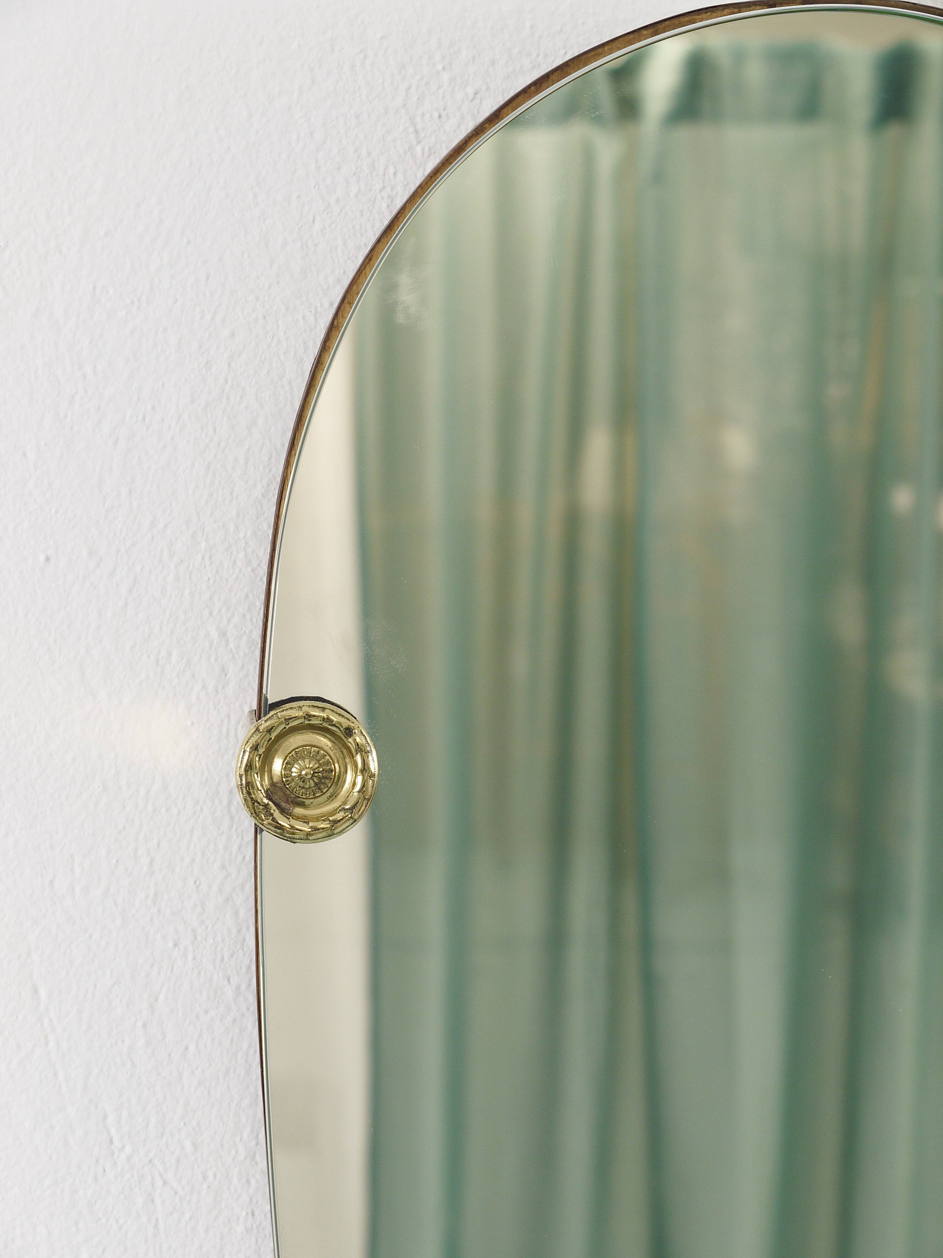 Scultpural Brass Hand Mid-Century Wall Mirror, Italy, 1950s