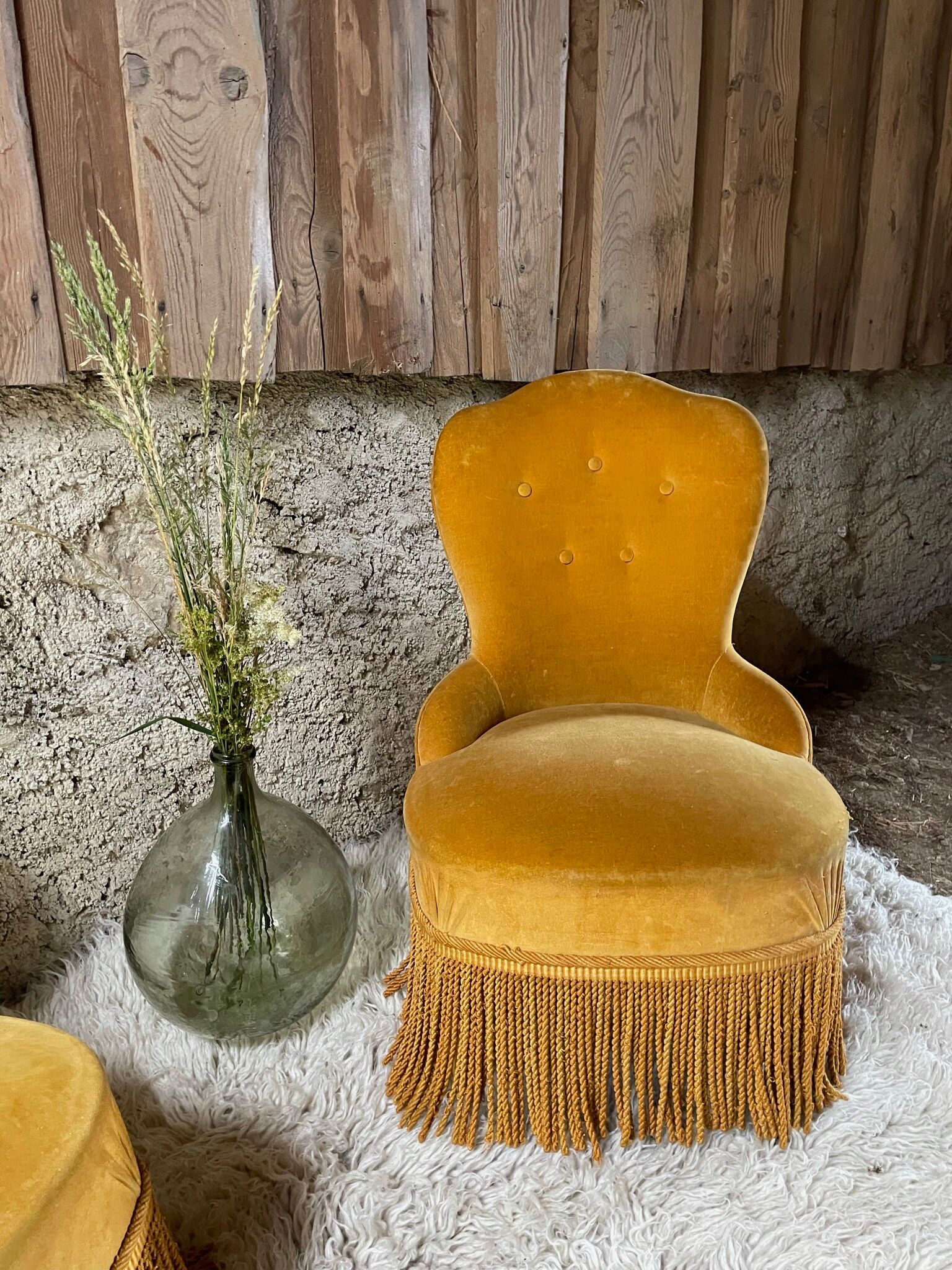 Toad armchair in vintage mustard velvet