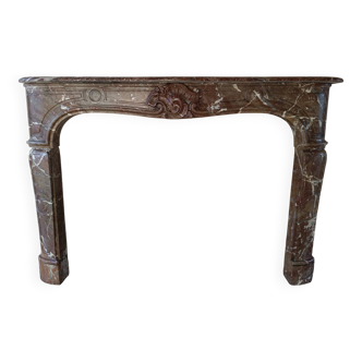 Large Louis XV Style Red Marble Fireplace - 19th Century - Width 1