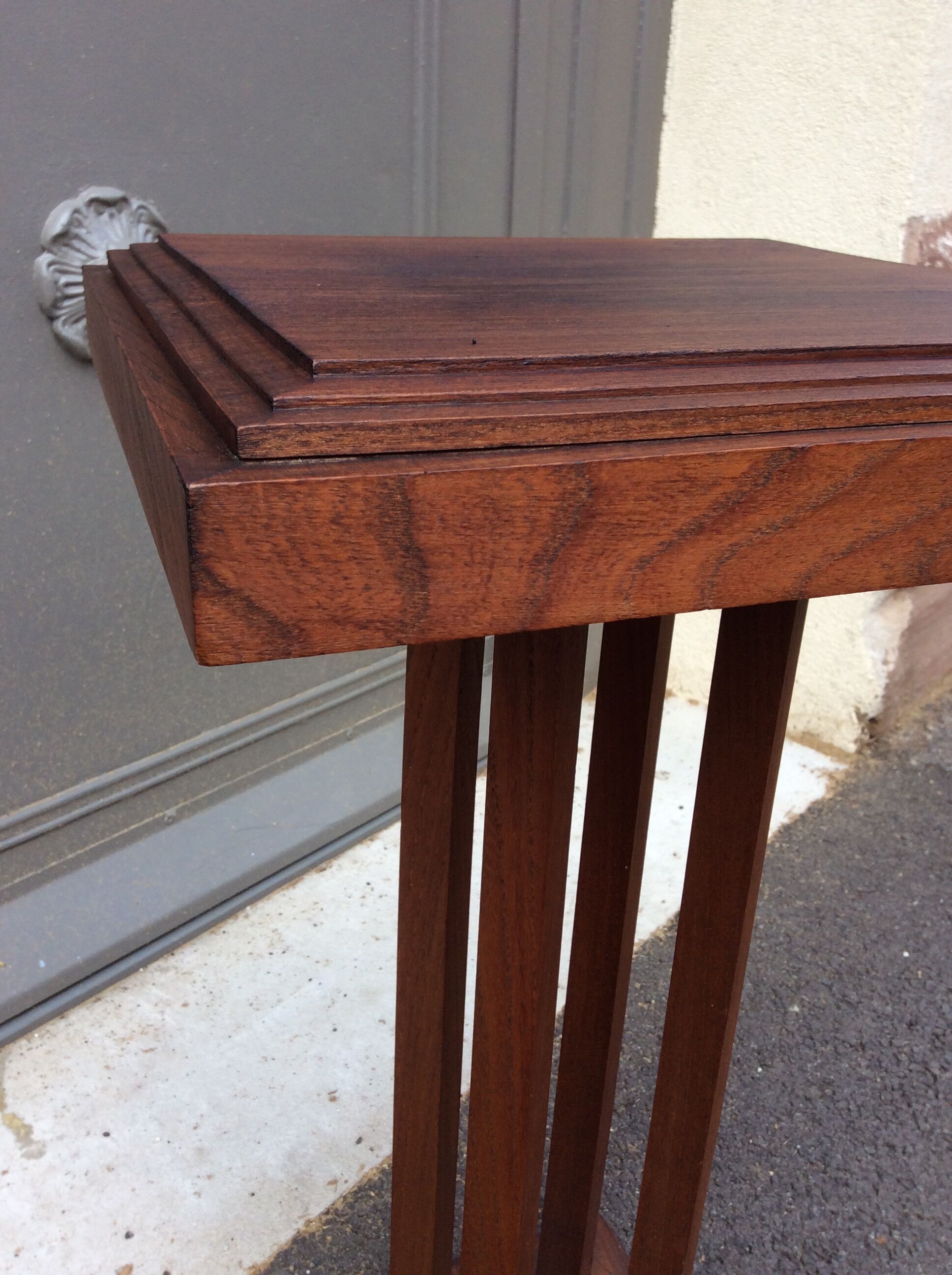 Vintage 1940 vintage mahogany art deco pedestal