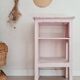 Etagère - meuble rose patiné