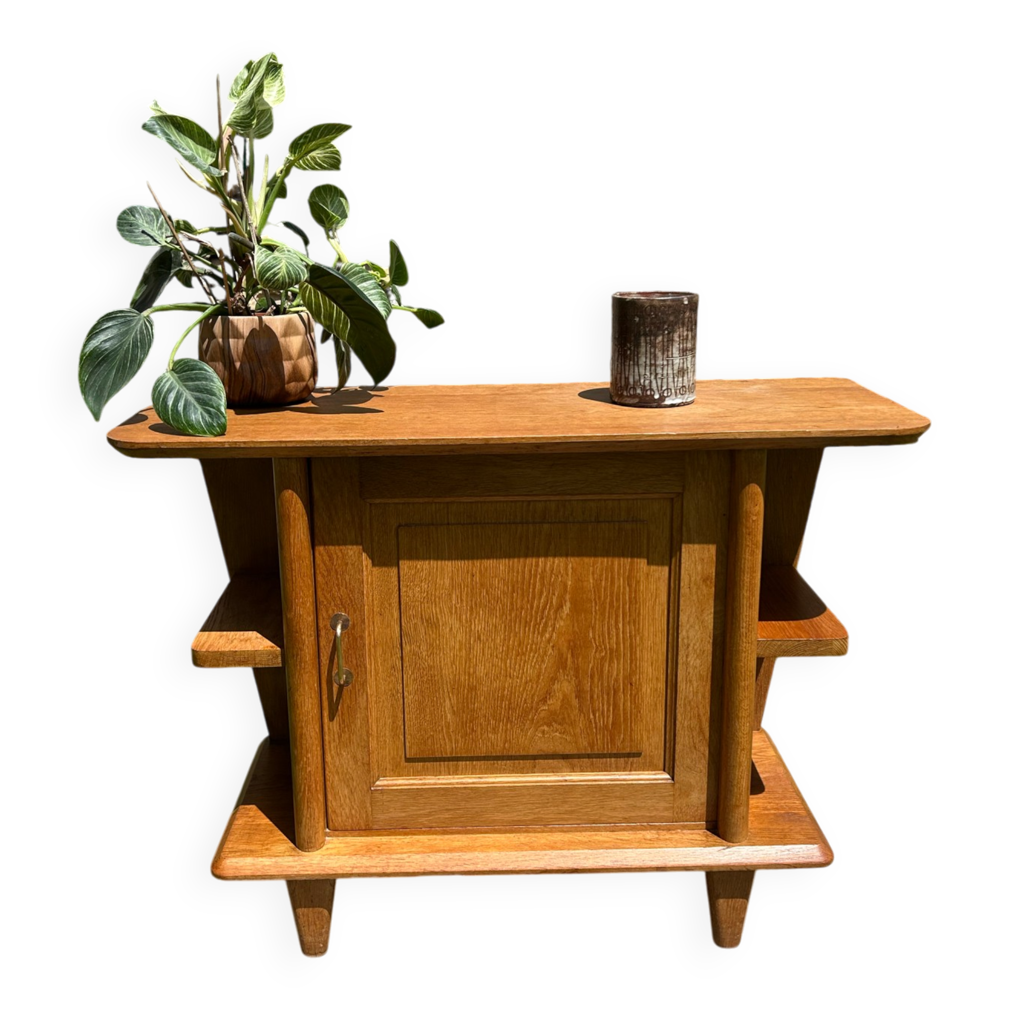 Small vintage solid light oak bar from the 1950s.