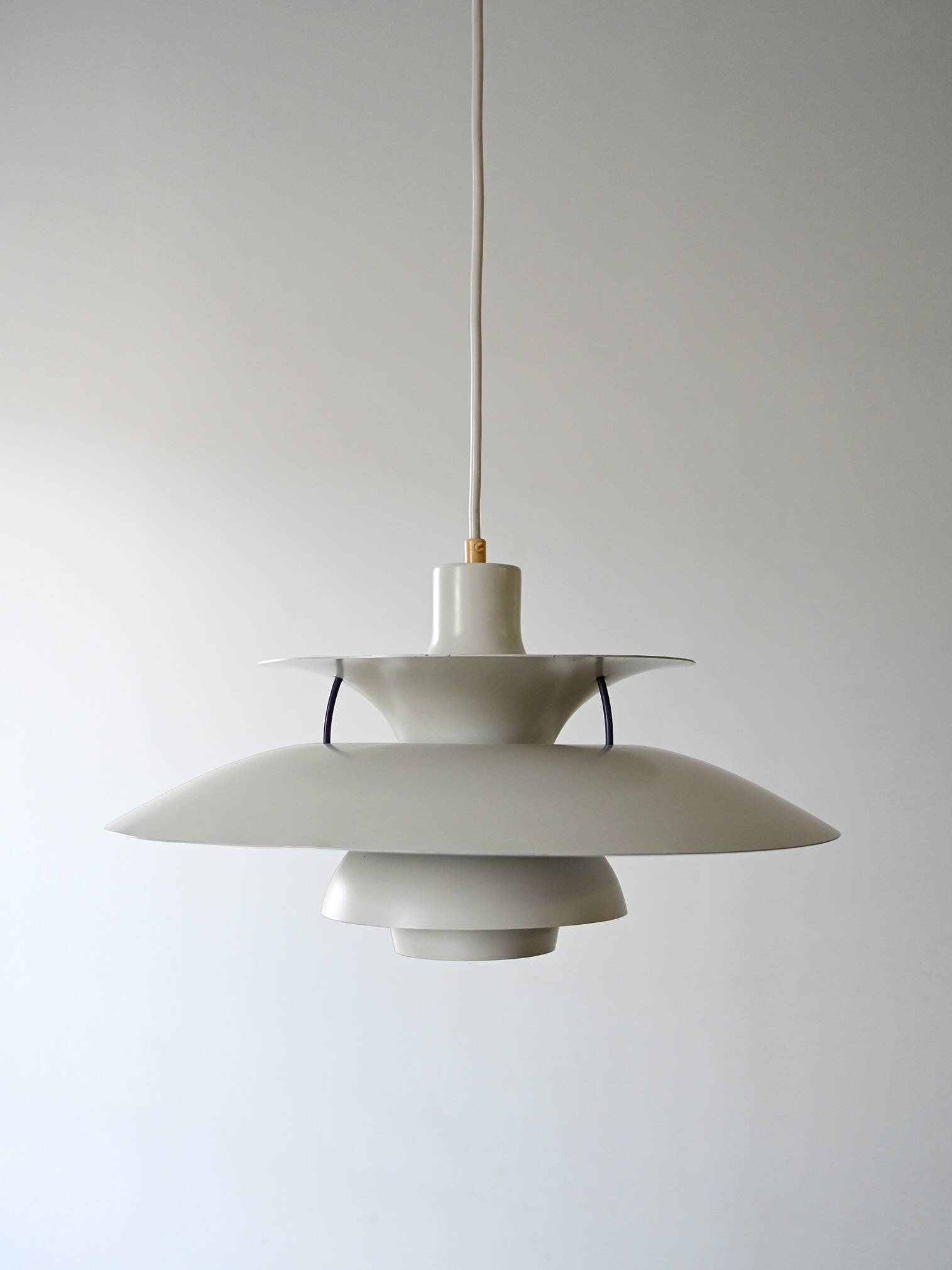 Lampe à suspension "PH5" de Poul Henningsen pour Louis Poulsen