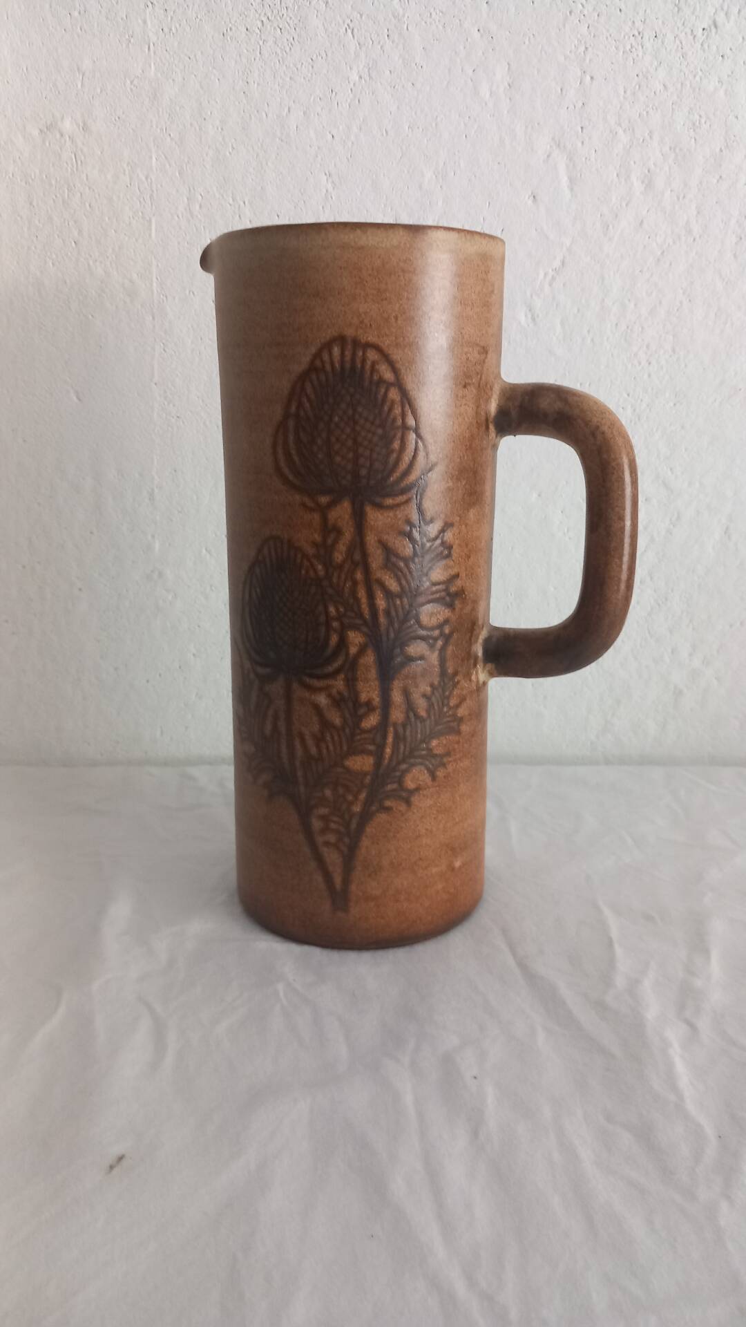 Pichet, vintage stoneware vase from Vallauris – Fonck & Matéo, thistle decoration from the 1970s.