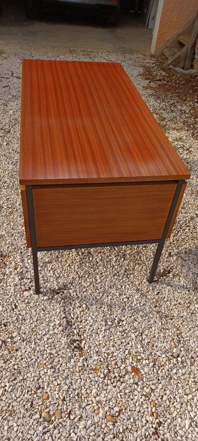 Old vintage desk Pierre Guariche 1970