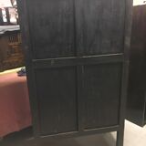Black laqué Chinese wardrobe