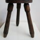 Tabouret en bois sculpté
