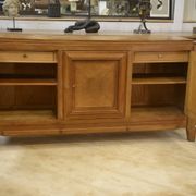 Oak Art Deco buffet from the 1940s.
