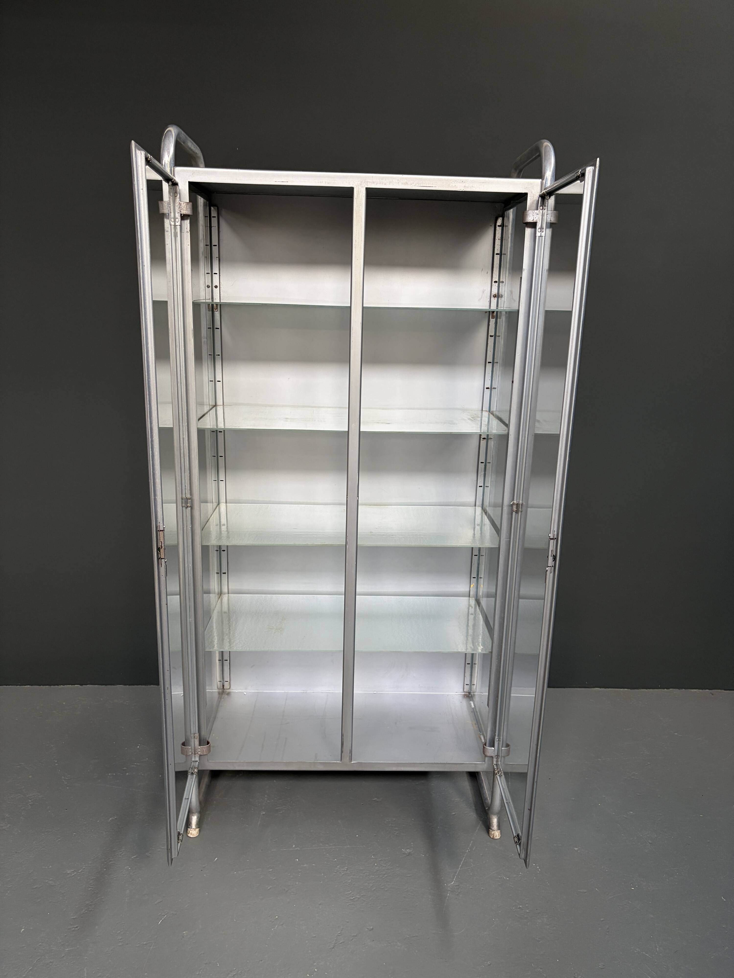 2 vitrines médicales italiennes vintage de profa - padoue