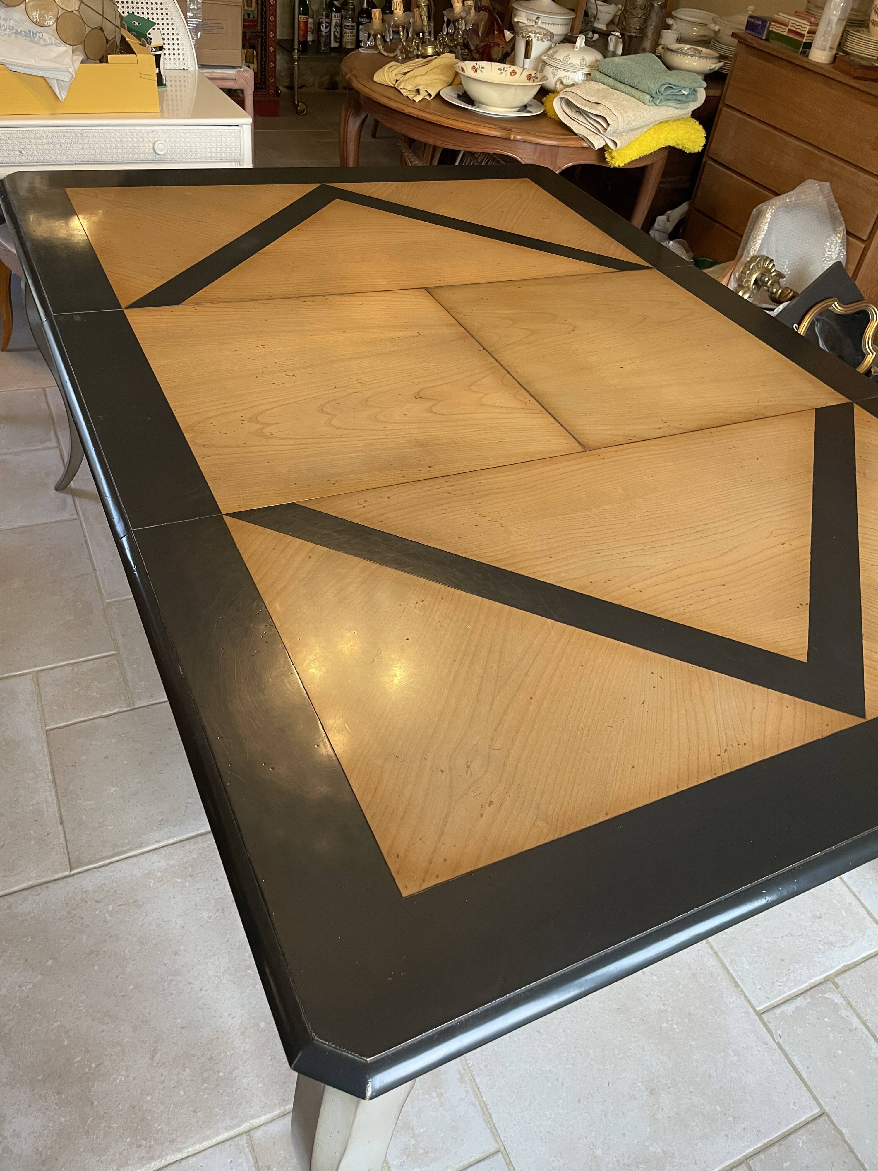 Extendable table