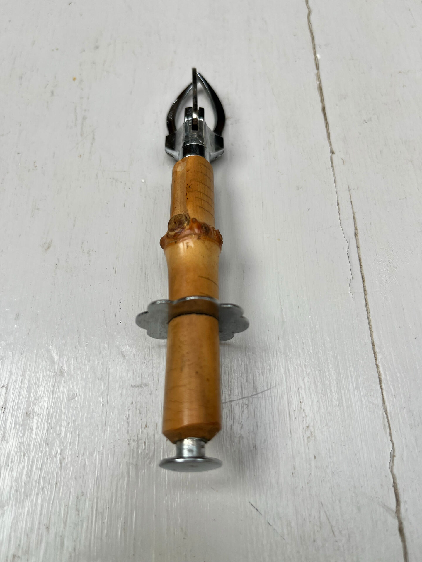 Bamboo sugar tongs