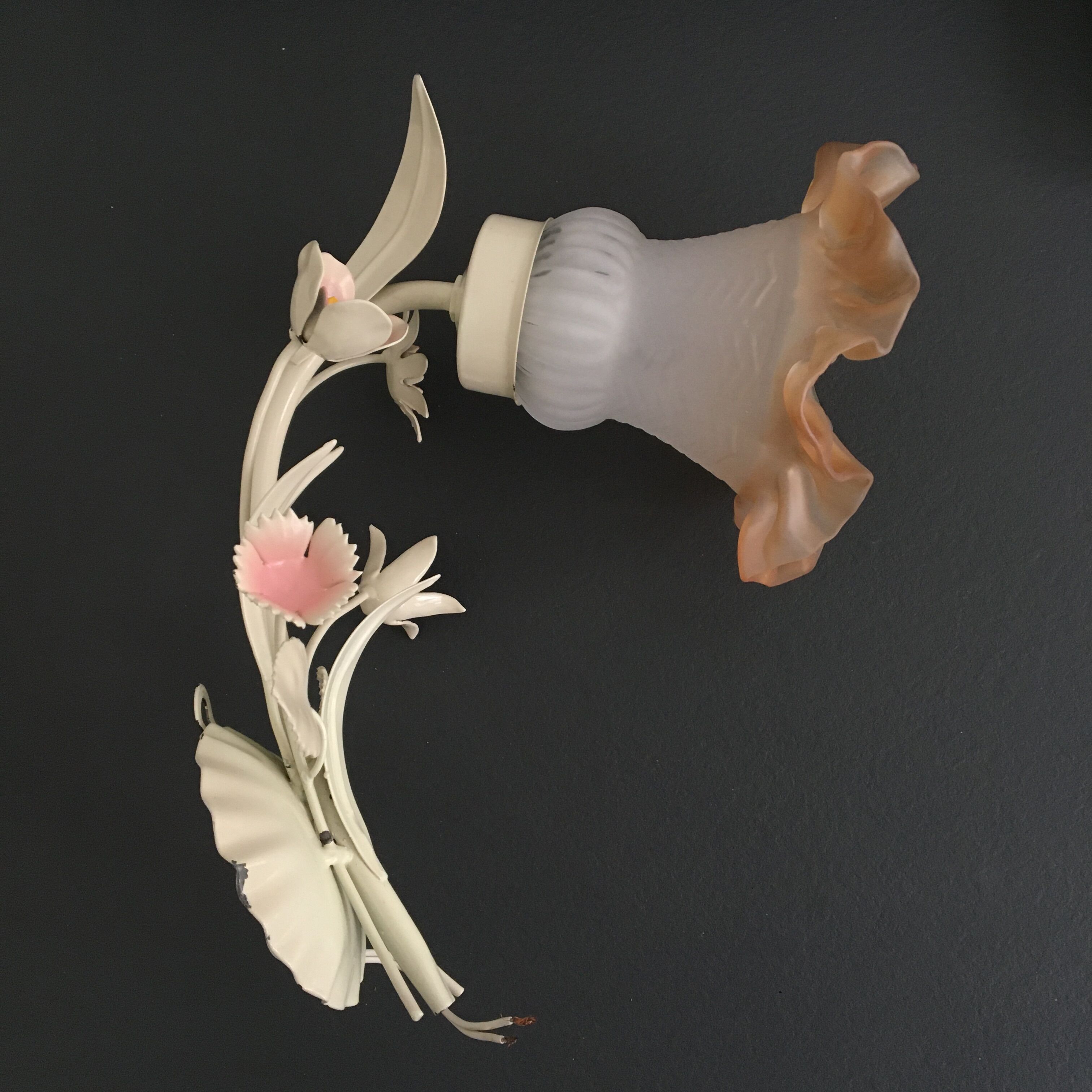 Sconce metal flowers shades pastels