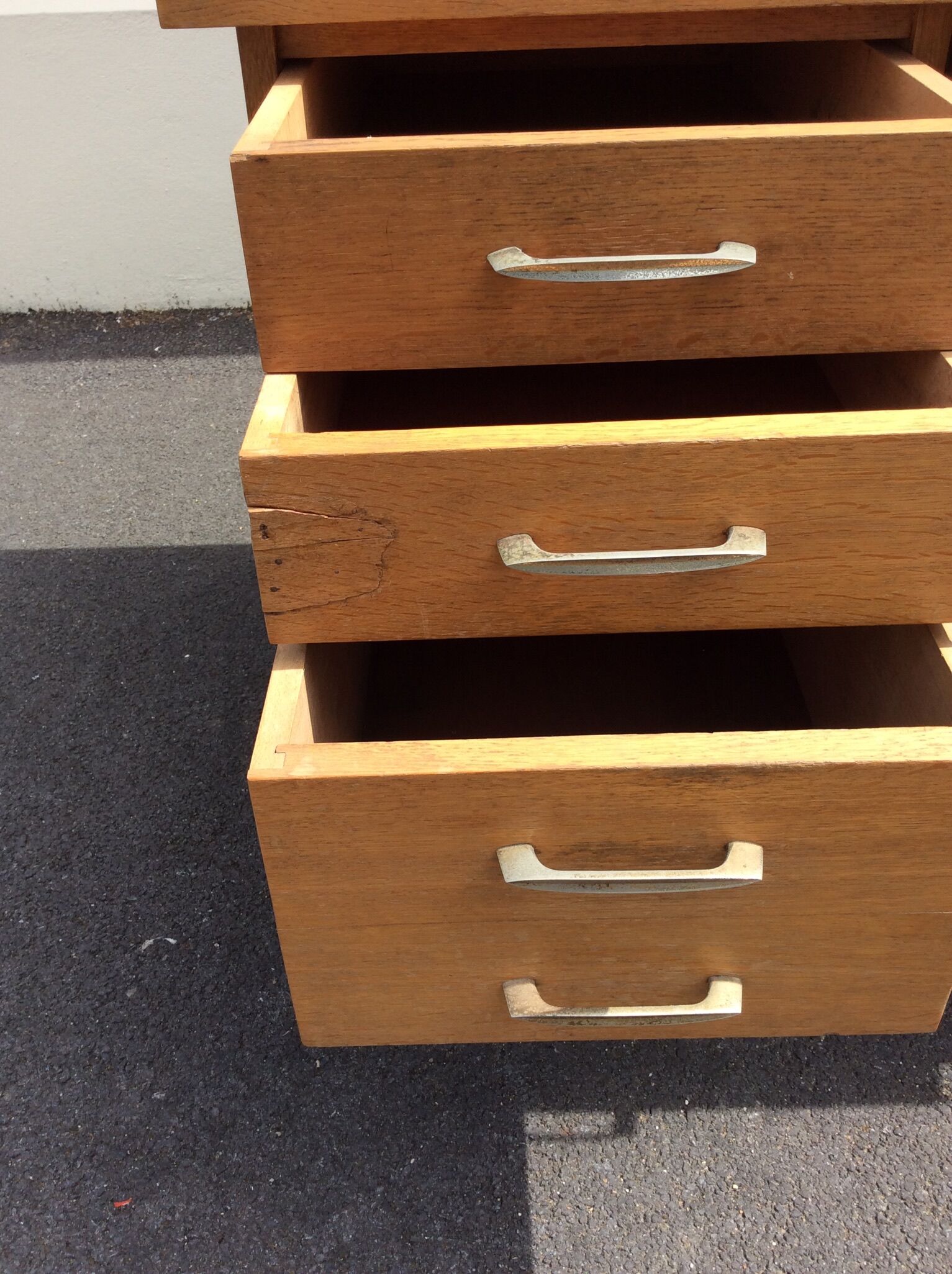 Desk foot compass 1950