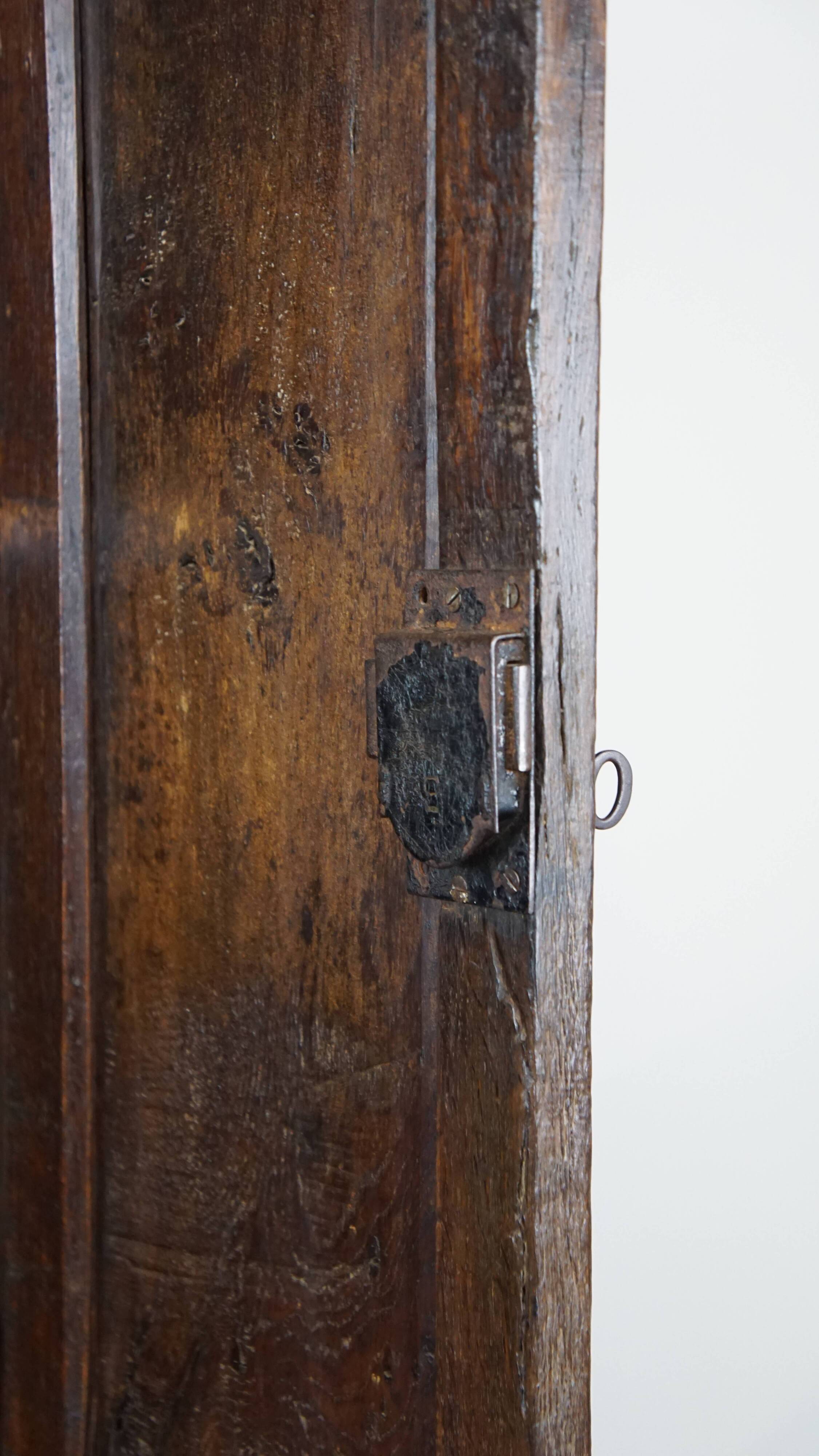 Antique oak cabinet with 4 doors from the 18th century