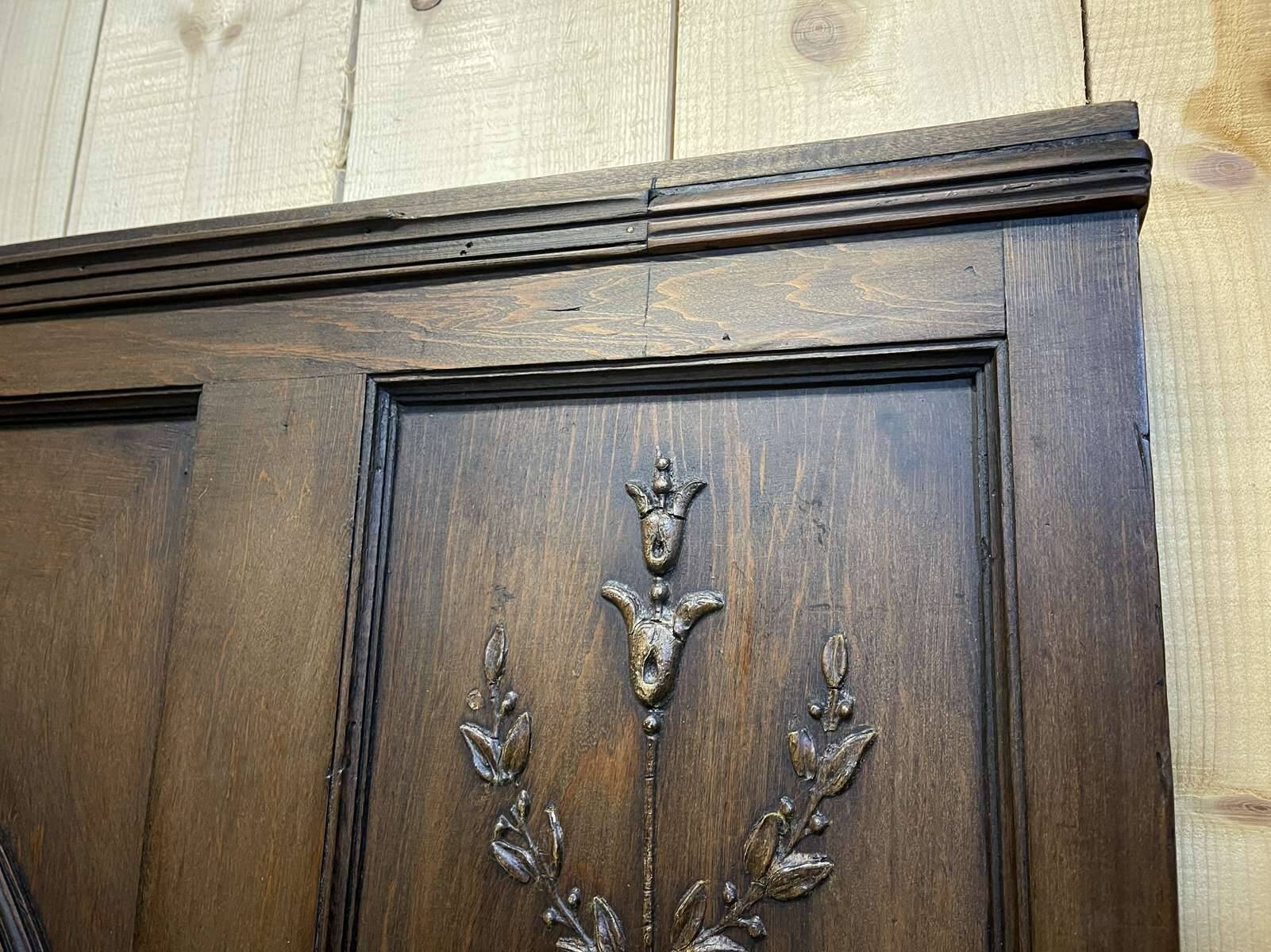 Oak mirror from the early 20th century.