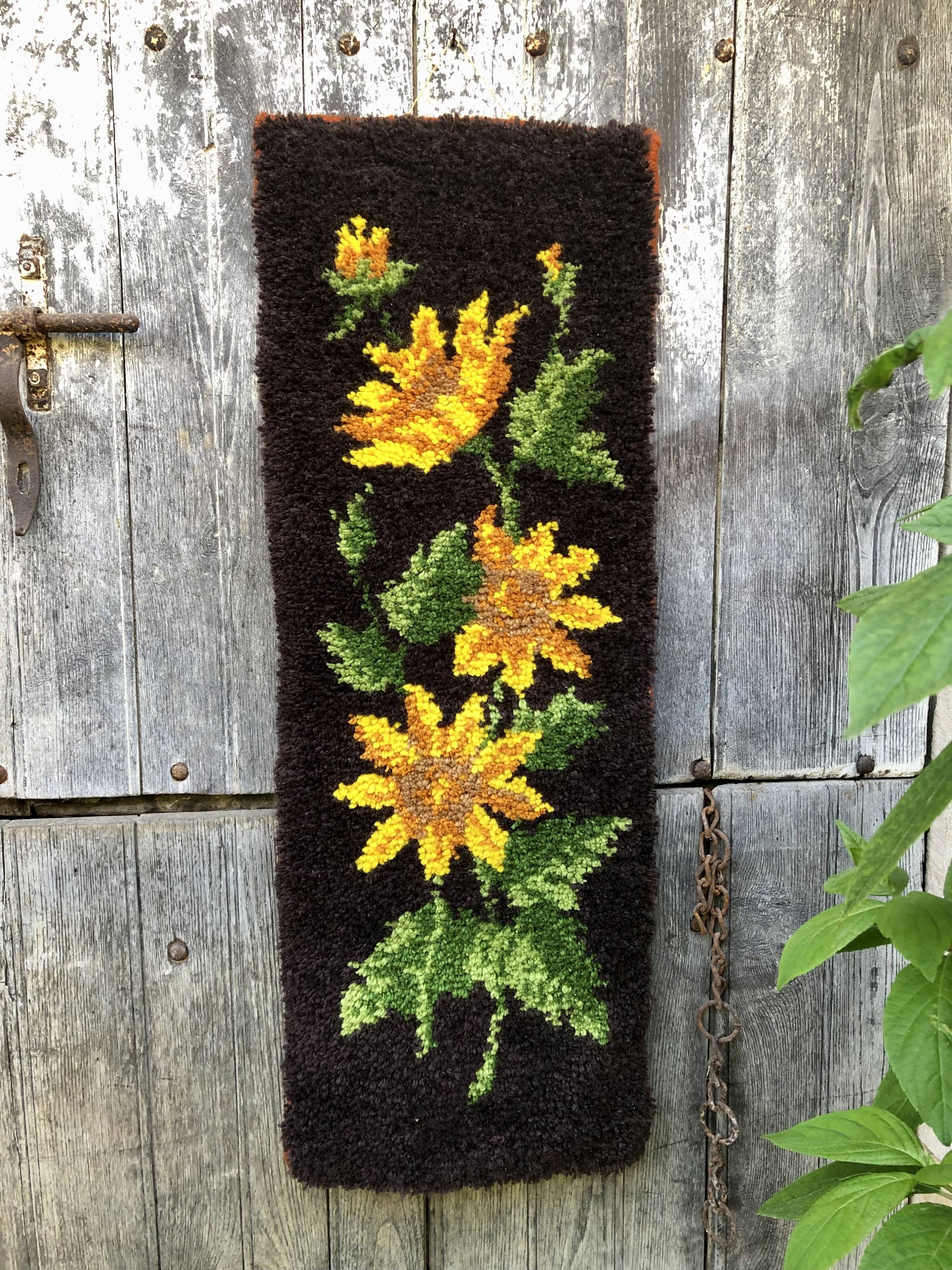 Vintage wall rug