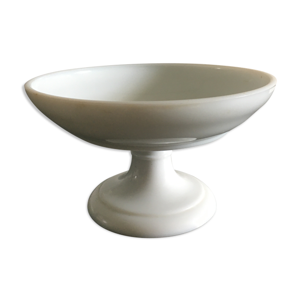 Coupe sur pied opaline blanche — Beyit