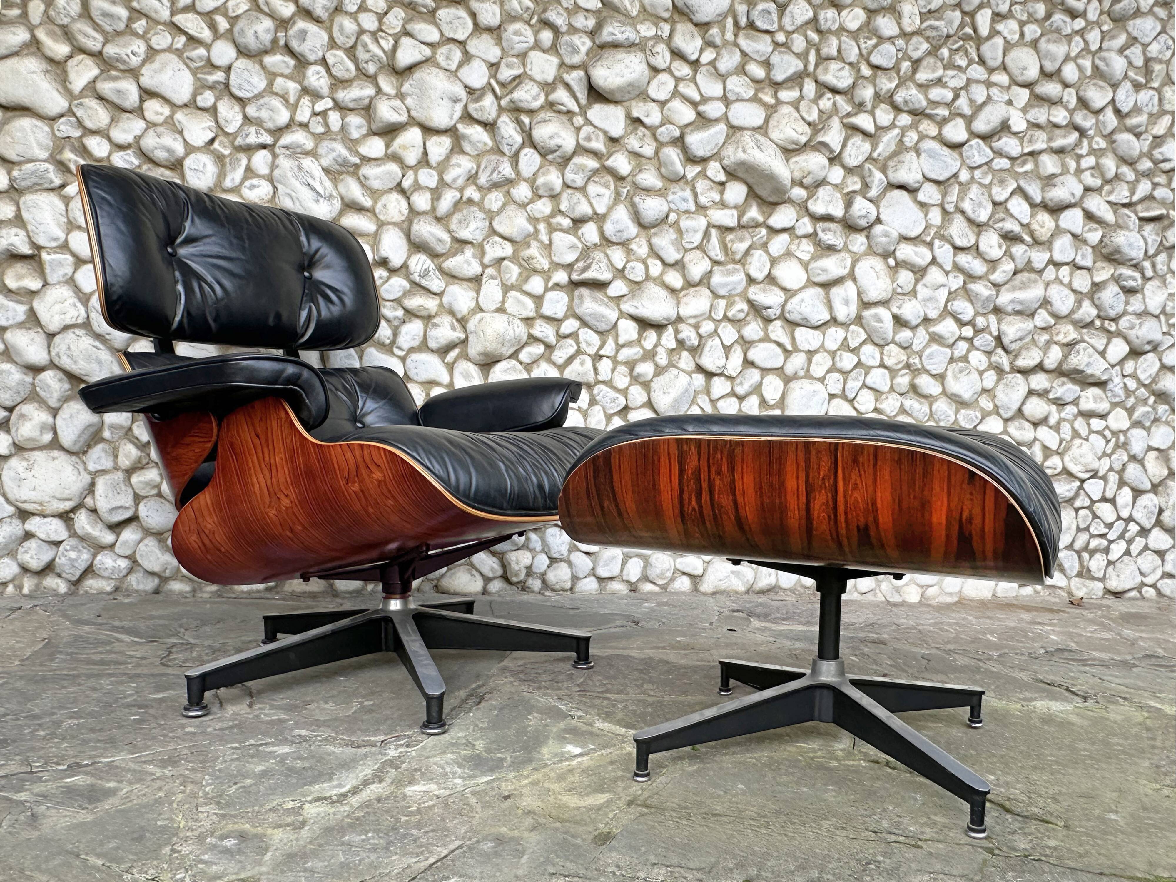 Fauteuil Lounge et ottoman Herman Miller Charles & Ray Eames, palissandre