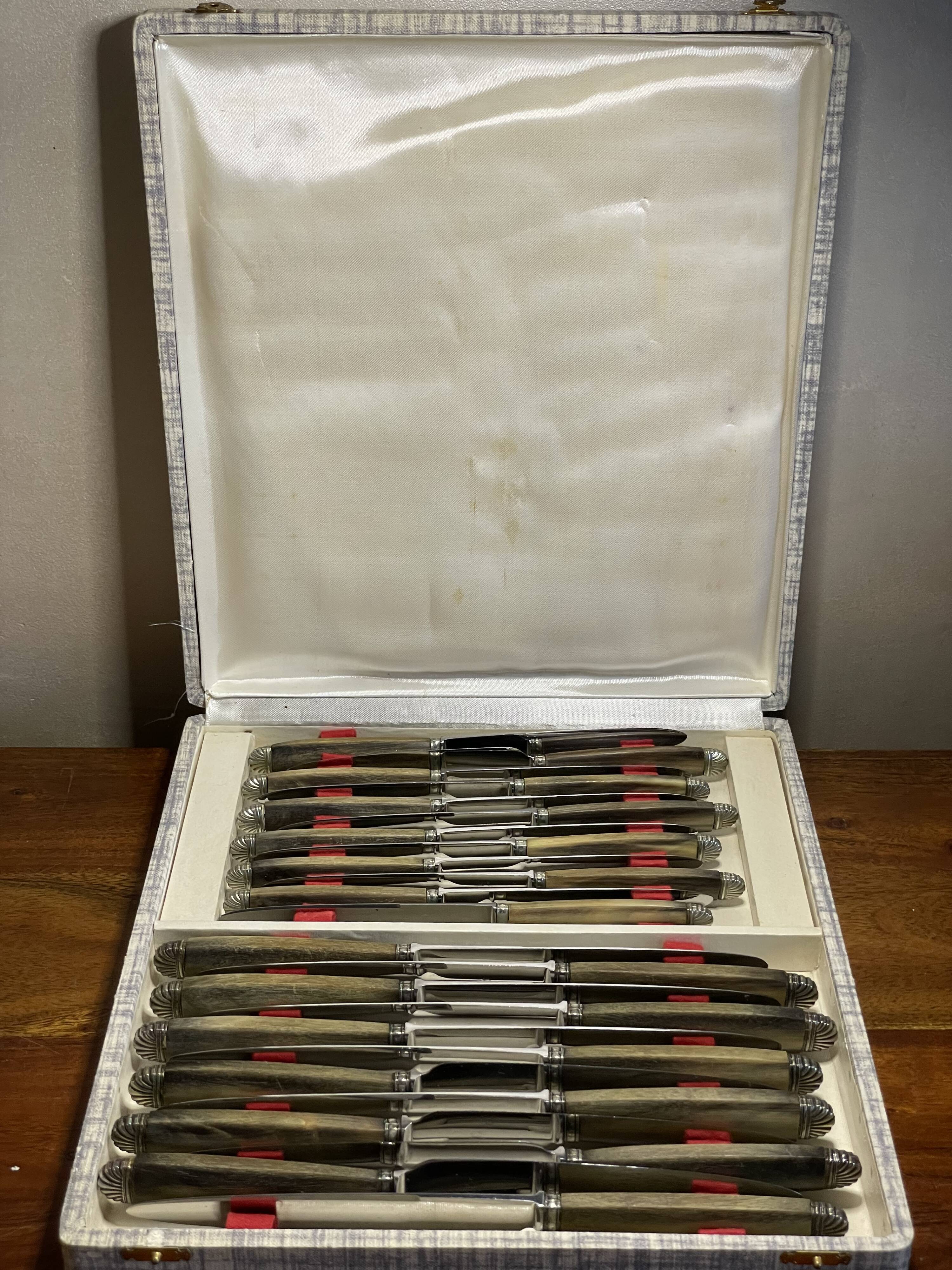 Set of 24 Bakelite stainless steel knives in box
