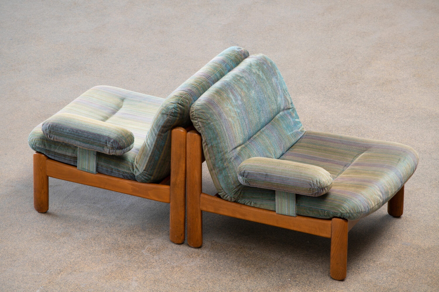 Pair of Scandinavian armchairs in teak and velvet, 1960