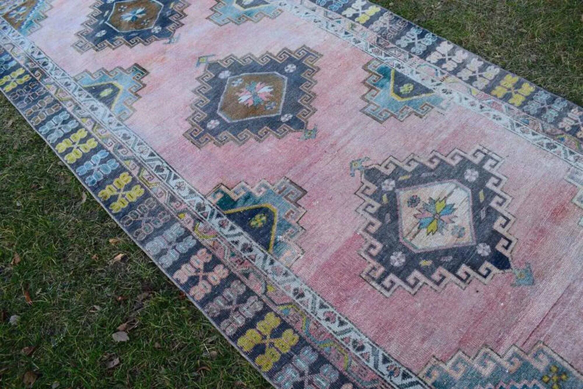 Vintage Turkish hallway rug 135x330 cm