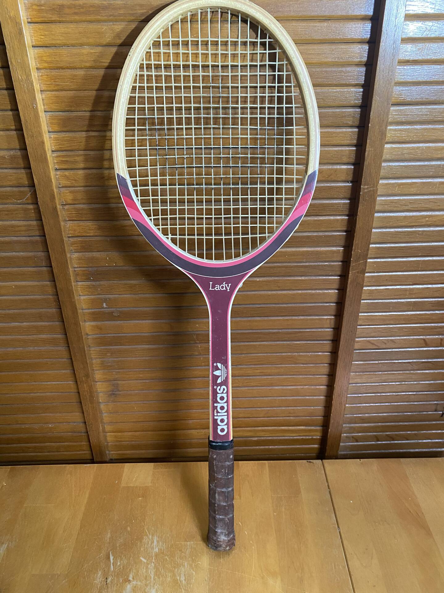 Vintage ADIDAS Lady Wooden Tennis Racket #E195