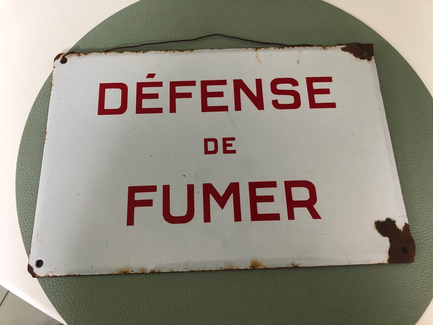 Enamel plate