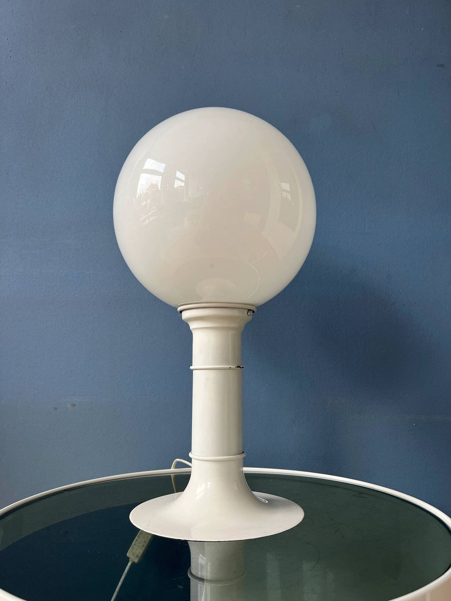 White Space Age table lamp Woja Holland with opal glass shade