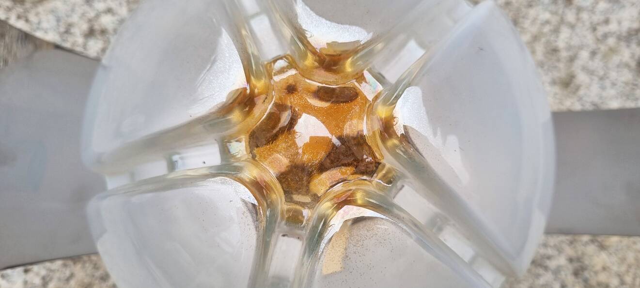 Pair of steel and opaline wall lights, Vittorio Mazzega design, vintage, 70s