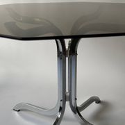 Table à manger en verre fumé et métal chromé 1970