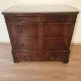 Commode italienne à quatre tiroirs en noyer de la fin du XIXe siècle
