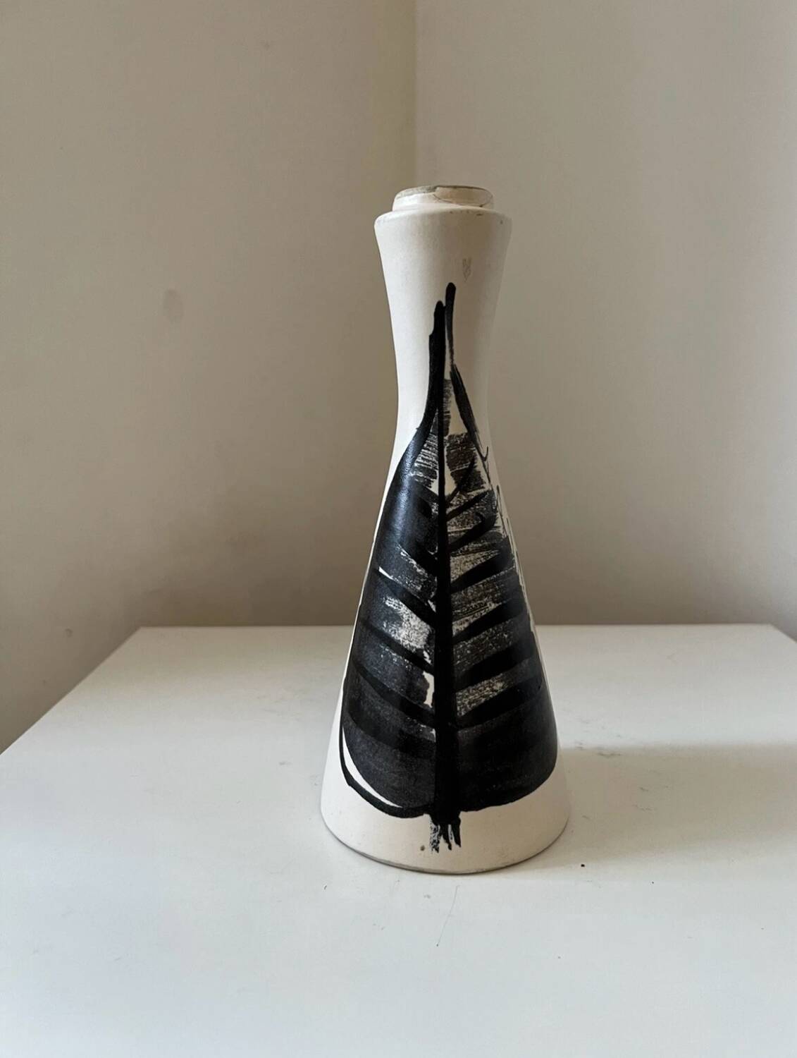 Lamp base with painted leaf decor, Georges Gehel, vintage 1950s