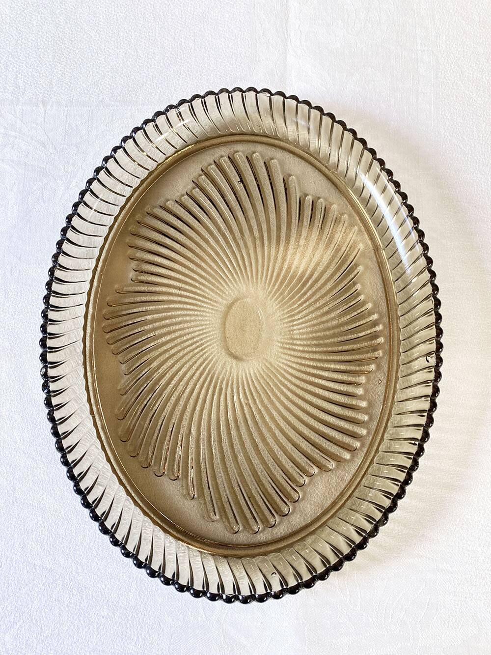 Oval serving dish in Bayel fluted glass